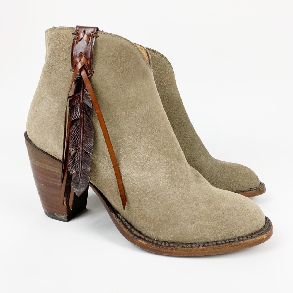 Lucchese CARLY Gray Suede bootie GY7512